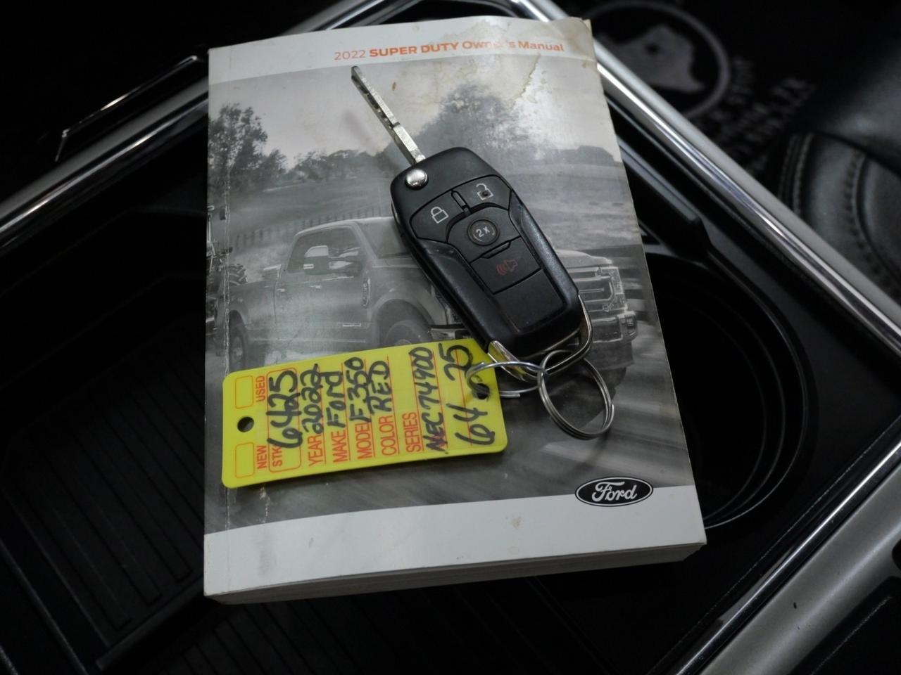 2022 Ford Super Duty F-350 DRW Lariat FX4 6.7L Power Stroke 4x4 Mansfield TX