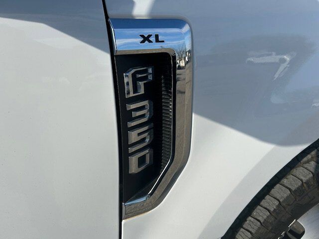 2022 Ford Super Duty F-350 DRW XL New Braunfels TX