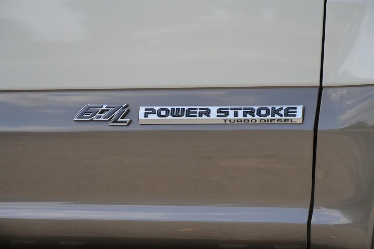 2022 Ford Super Duty F-350 King Ranch 4X4 / Tremor Off Road / V8 Diesel Lincolnton NC