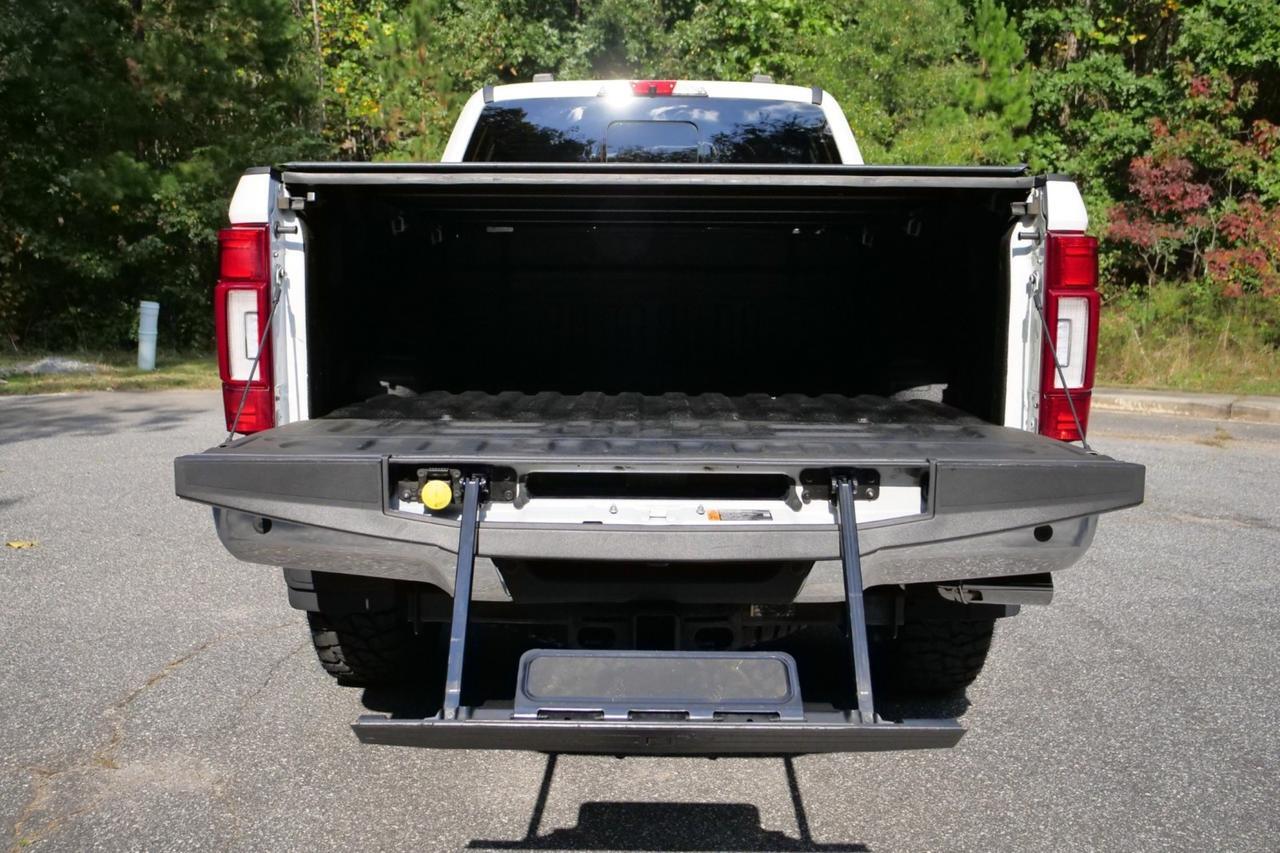 2022 Ford Super Duty F-350 King Ranch 4X4 / Tremor Off Road / V8 Diesel Lincolnton NC