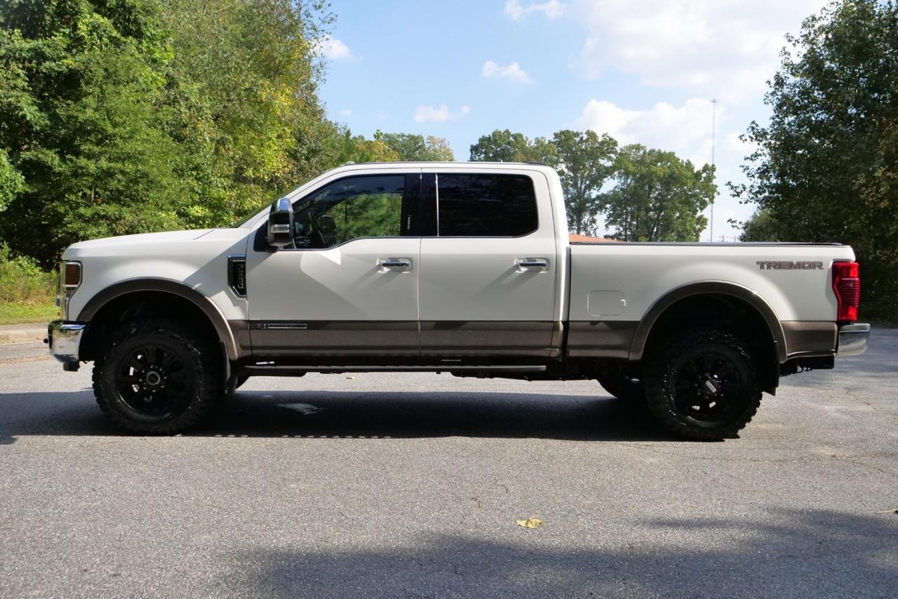 2022 Ford Super Duty F-350 King Ranch 4X4 / Tremor Off Road / V8 Diesel Lincolnton NC