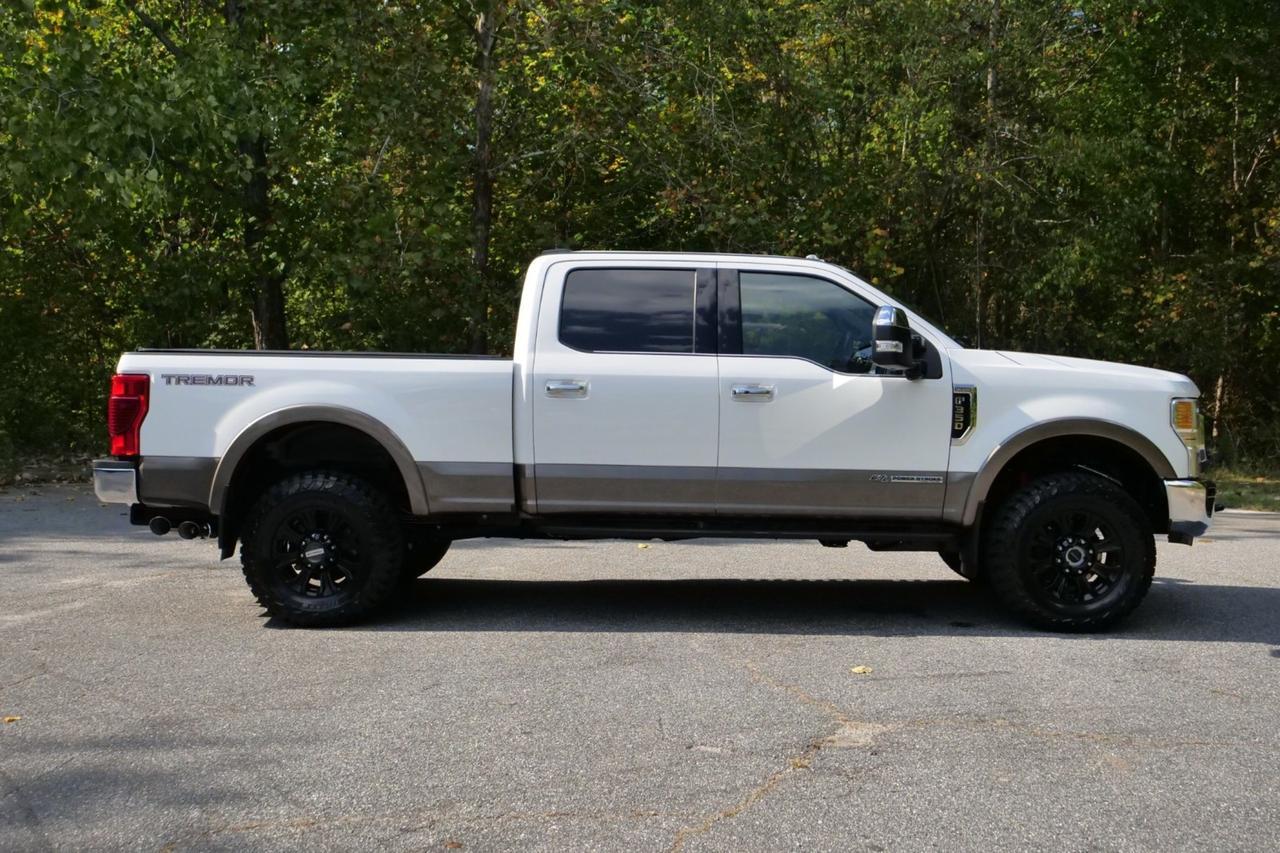 2022 Ford Super Duty F-350 King Ranch 4X4 / Tremor Off Road / V8 Diesel Lincolnton NC