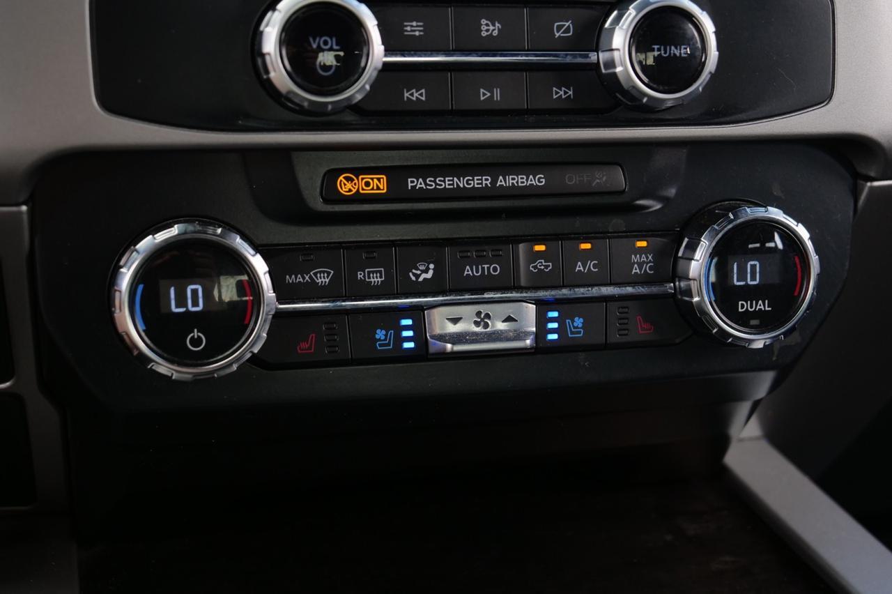 2022 Ford Super Duty F-350 LARIAT 4X4 / Diesel / Ultimate PKG / WARN Winch! Lincolnton NC