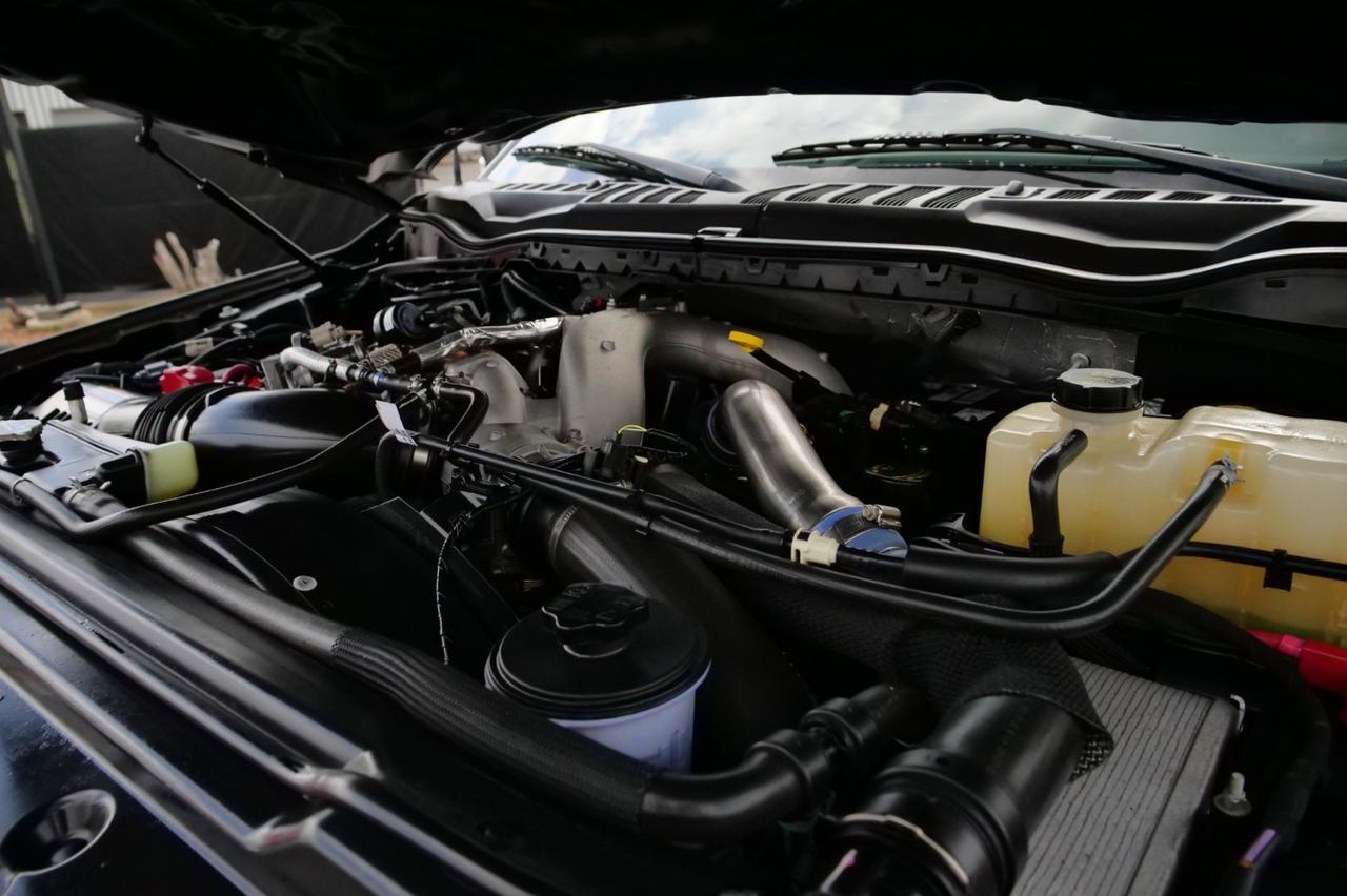 2022 Ford Super Duty F-350 LARIAT 4X4 / Diesel / Ultimate PKG / WARN Winch! Lincolnton NC