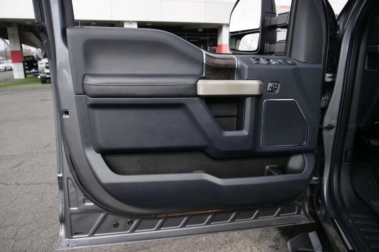 2022 Ford Super Duty F-350 LARIAT 4X4 / Diesel / Ultimate PKG / WARN Winch! Lincolnton NC