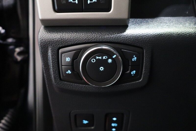 2022 Ford Super Duty F-350 LARIAT Ultimate Dually 6.7L Diesel 12in GPS 35in Toyo Tires Arlington TX