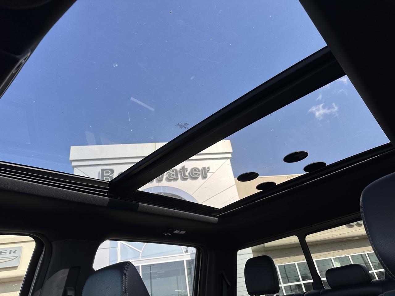 2022 Ford Super Duty F-350 SRW Crew Cab | V8 Power Stroke Diesel | DELETED | BDS Lift | Long Box | Lariat Ultimate | Moon Roof Redwater AB