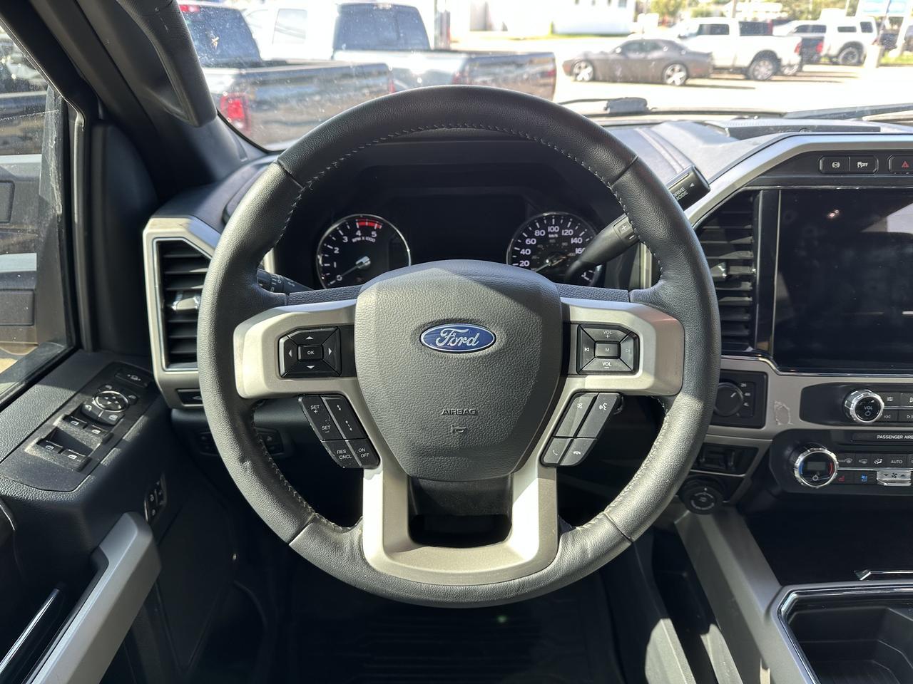 2022 Ford Super Duty F-350 SRW Crew Cab | V8 Power Stroke Diesel | DELETED | BDS Lift | Long Box | Lariat Ultimate | Moon Roof Redwater AB
