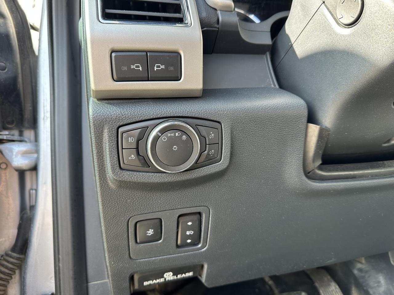 2022 Ford Super Duty F-350 SRW Crew Cab | V8 Power Stroke Diesel | DELETED | BDS Lift | Long Box | Lariat Ultimate | Moon Roof Redwater AB