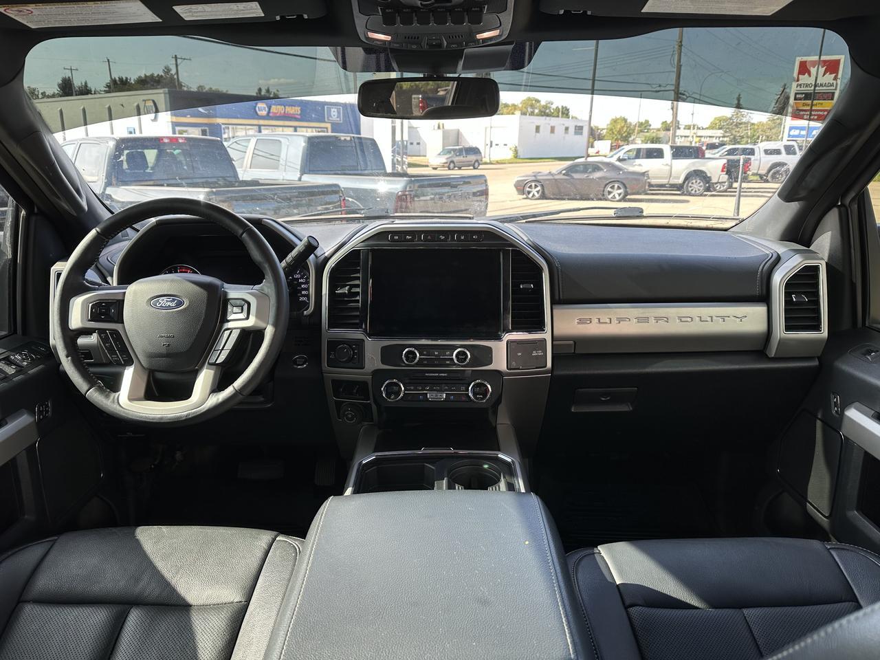 2022 Ford Super Duty F-350 SRW Crew Cab | V8 Power Stroke Diesel | DELETED | BDS Lift | Long Box | Lariat Ultimate | Moon Roof Redwater AB