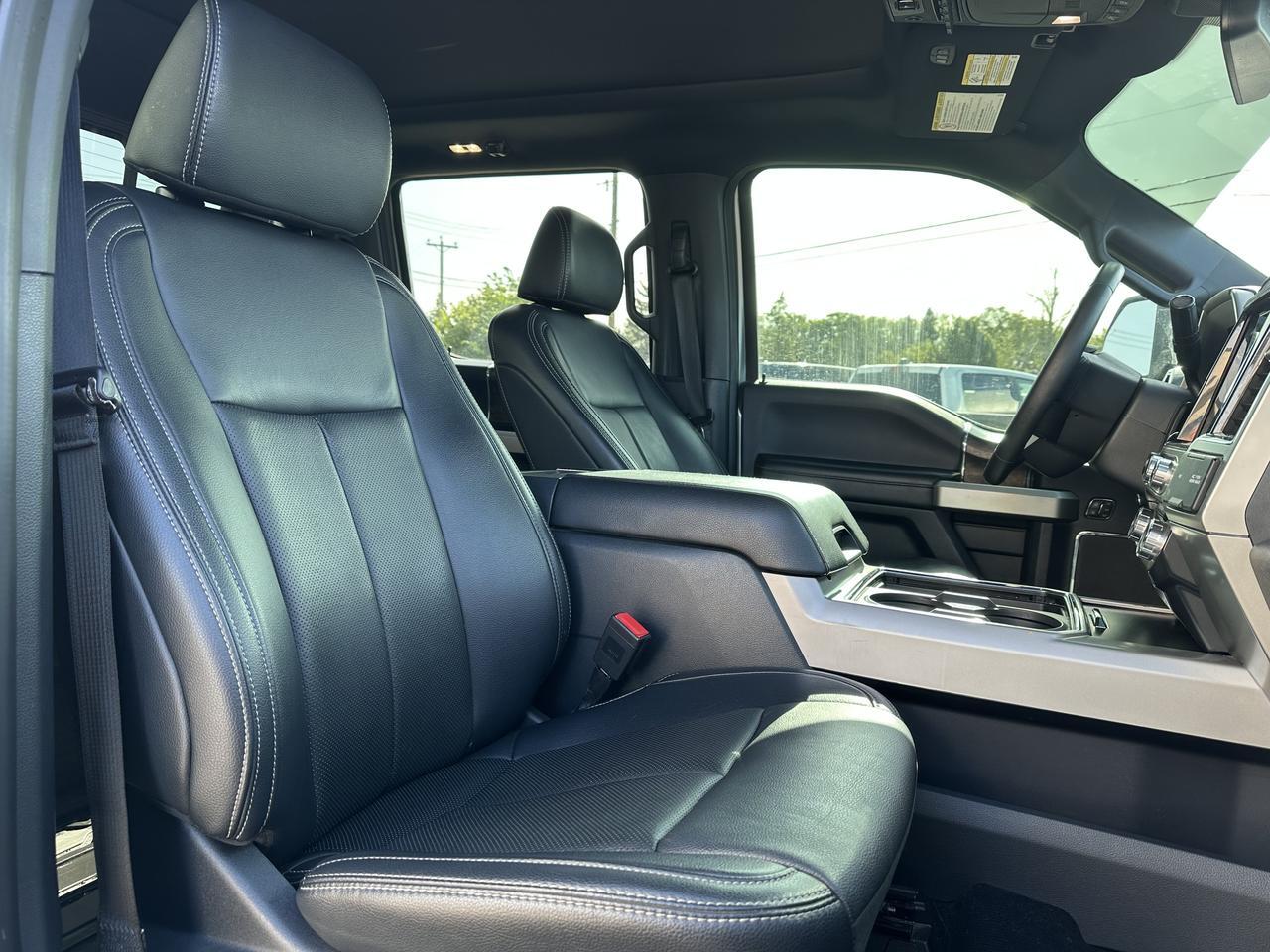 2022 Ford Super Duty F-350 SRW Crew Cab | V8 Power Stroke Diesel | DELETED | BDS Lift | Long Box | Lariat Ultimate | Moon Roof Redwater AB