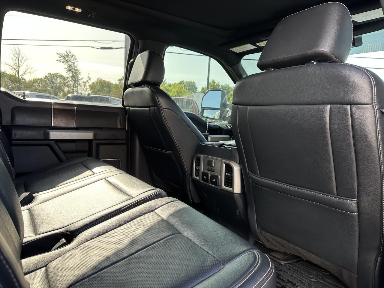 2022 Ford Super Duty F-350 SRW Crew Cab | V8 Power Stroke Diesel | DELETED | BDS Lift | Long Box | Lariat Ultimate | Moon Roof Redwater AB