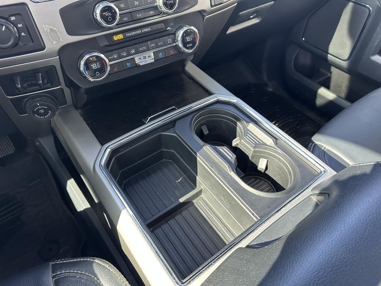 2022 Ford Super Duty F-350 SRW Crew Cab | V8 Power Stroke Diesel | DELETED | BDS Lift | Long Box | Lariat Ultimate | Moon Roof Redwater AB