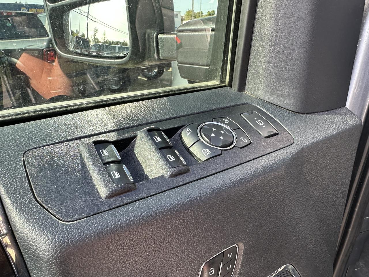 2022 Ford Super Duty F-350 SRW Crew Cab | V8 Power Stroke Diesel | DELETED | BDS Lift | Long Box | Lariat Ultimate | Moon Roof Redwater AB