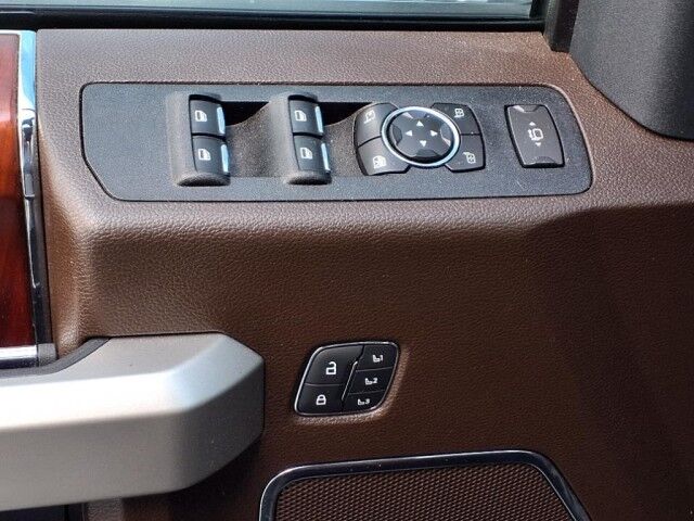 2022 Ford Super Duty F-350 SRW King Ranch  TX