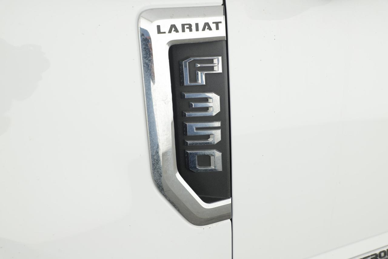 2022 Ford Super Duty F-350 SRW LARIAT