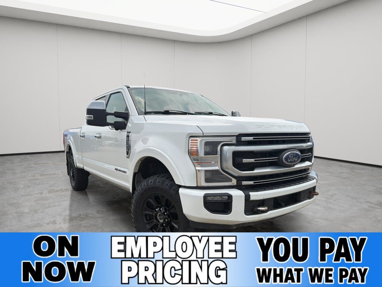 2022 Ford Super Duty F-350 SRW Lariat