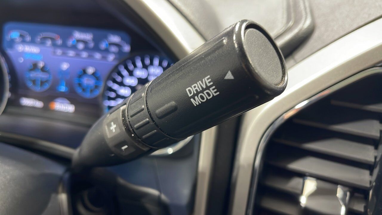 2022 Ford Super Duty F-350 SRW Lariat Sherwood Park AB