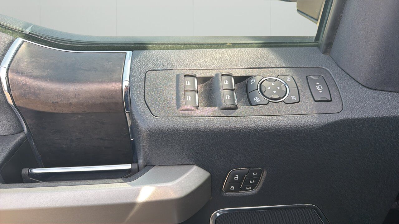 2022 Ford Super Duty F-350 SRW Lariat Sherwood Park AB