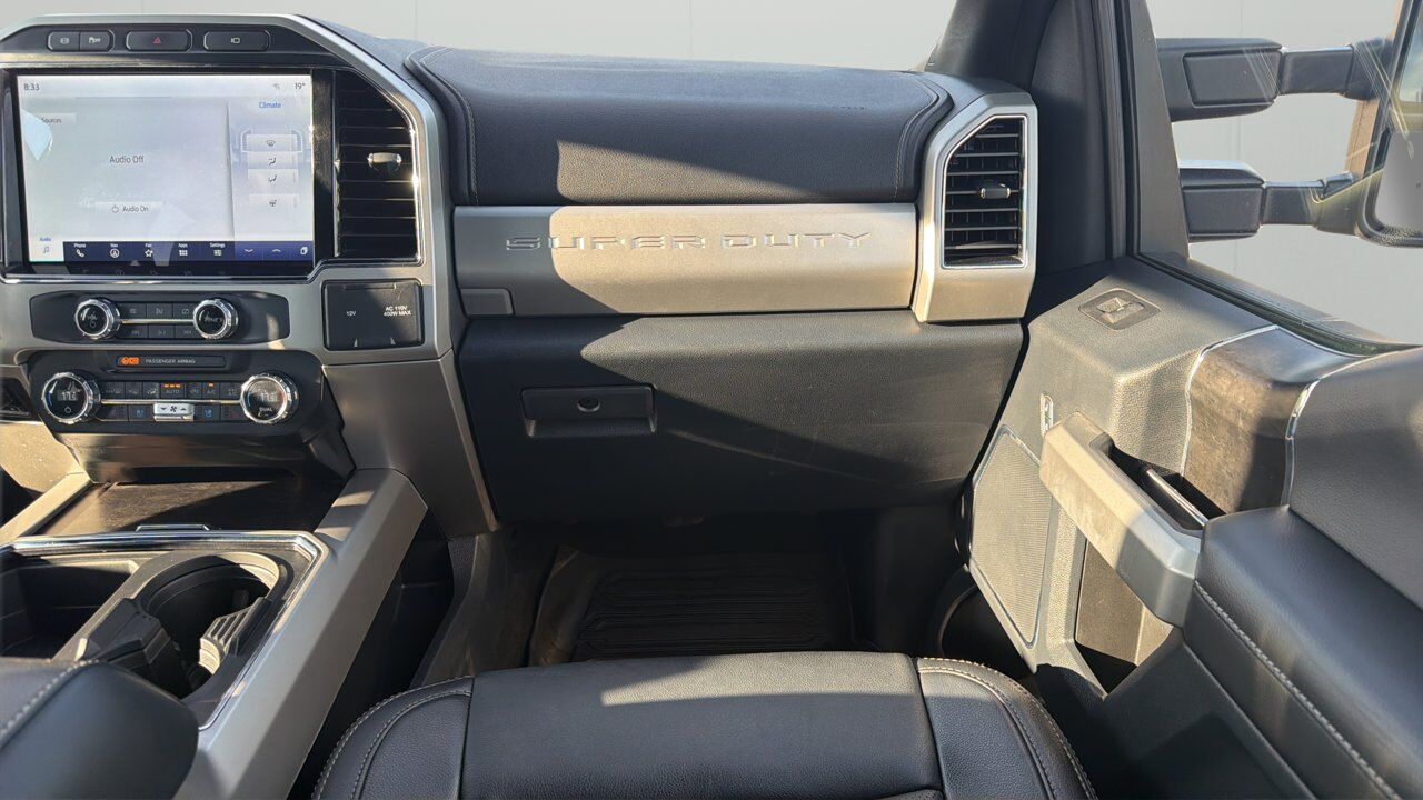 2022 Ford Super Duty F-350 SRW Lariat Sherwood Park AB