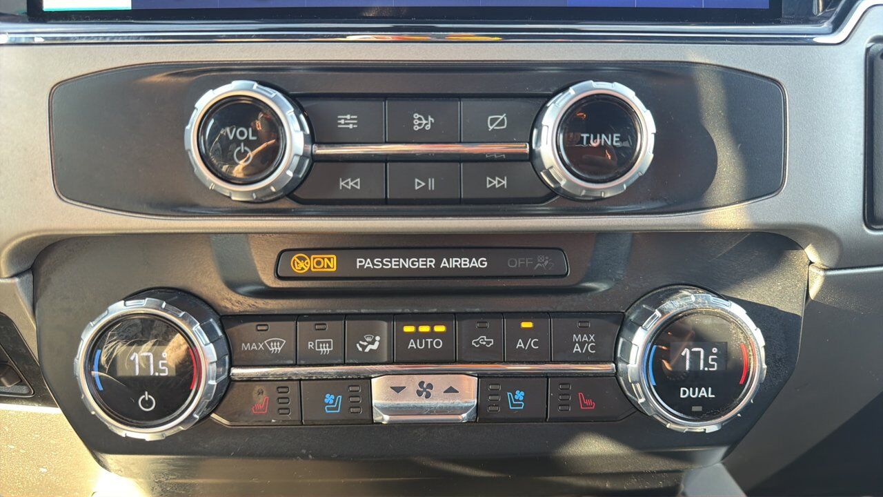 2022 Ford Super Duty F-350 SRW Lariat Sherwood Park AB