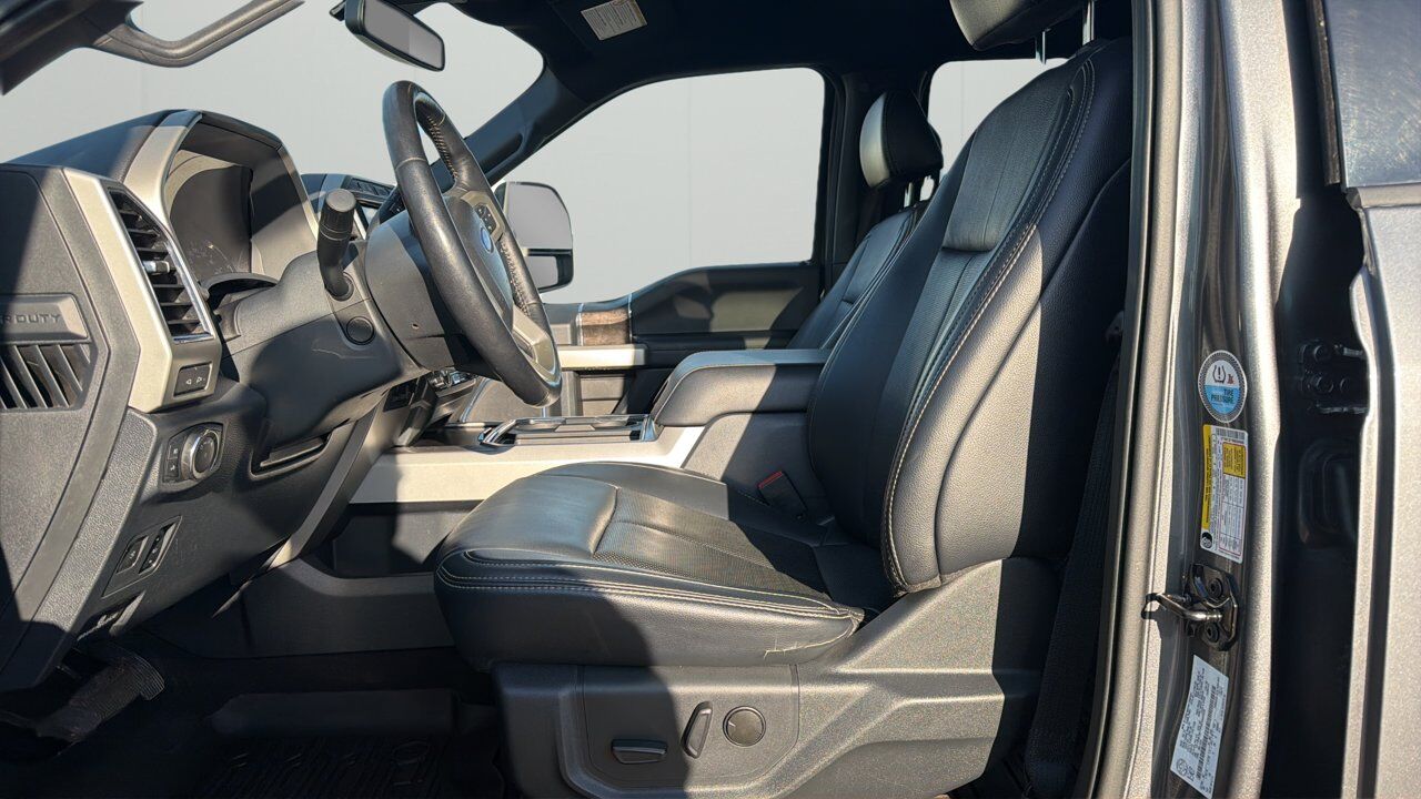 2022 Ford Super Duty F-350 SRW Lariat Sherwood Park AB