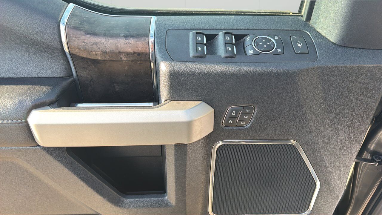 2022 Ford Super Duty F-350 SRW Lariat Sherwood Park AB