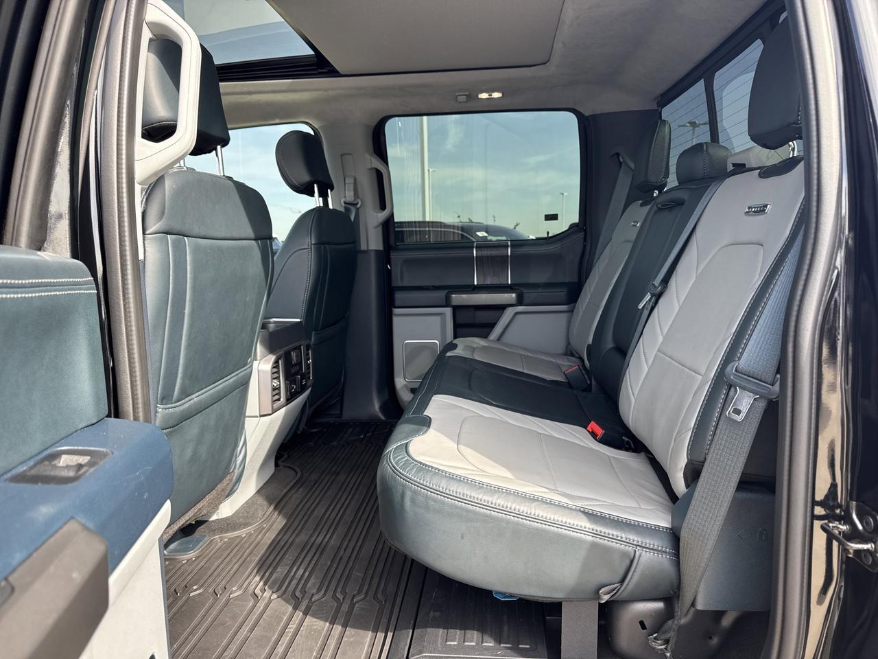 2022 Ford Super Duty F-350 SRW Limited Castroville TX