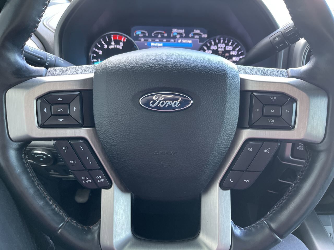 2022 Ford Super Duty F-350 SRW Platinum Sherwood Park AB