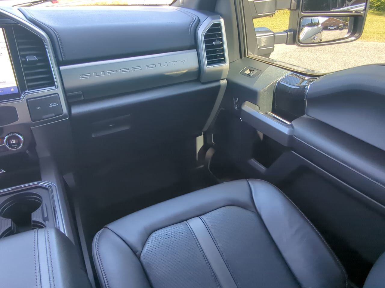 2022 Ford Super Duty F-350 SRW Platinum Winder GA