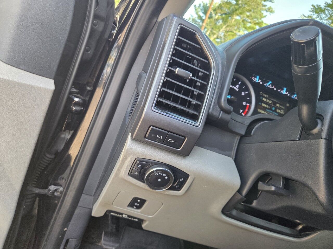 2022 Ford Super Duty F-350 SRW XLT Charlton MA
