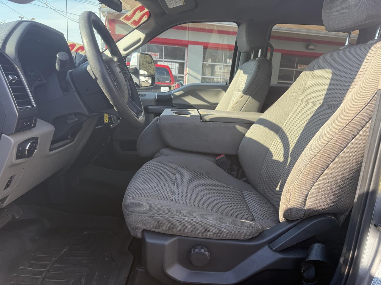 2022 Ford Super Duty F-350 SRW XLT Edison NJ