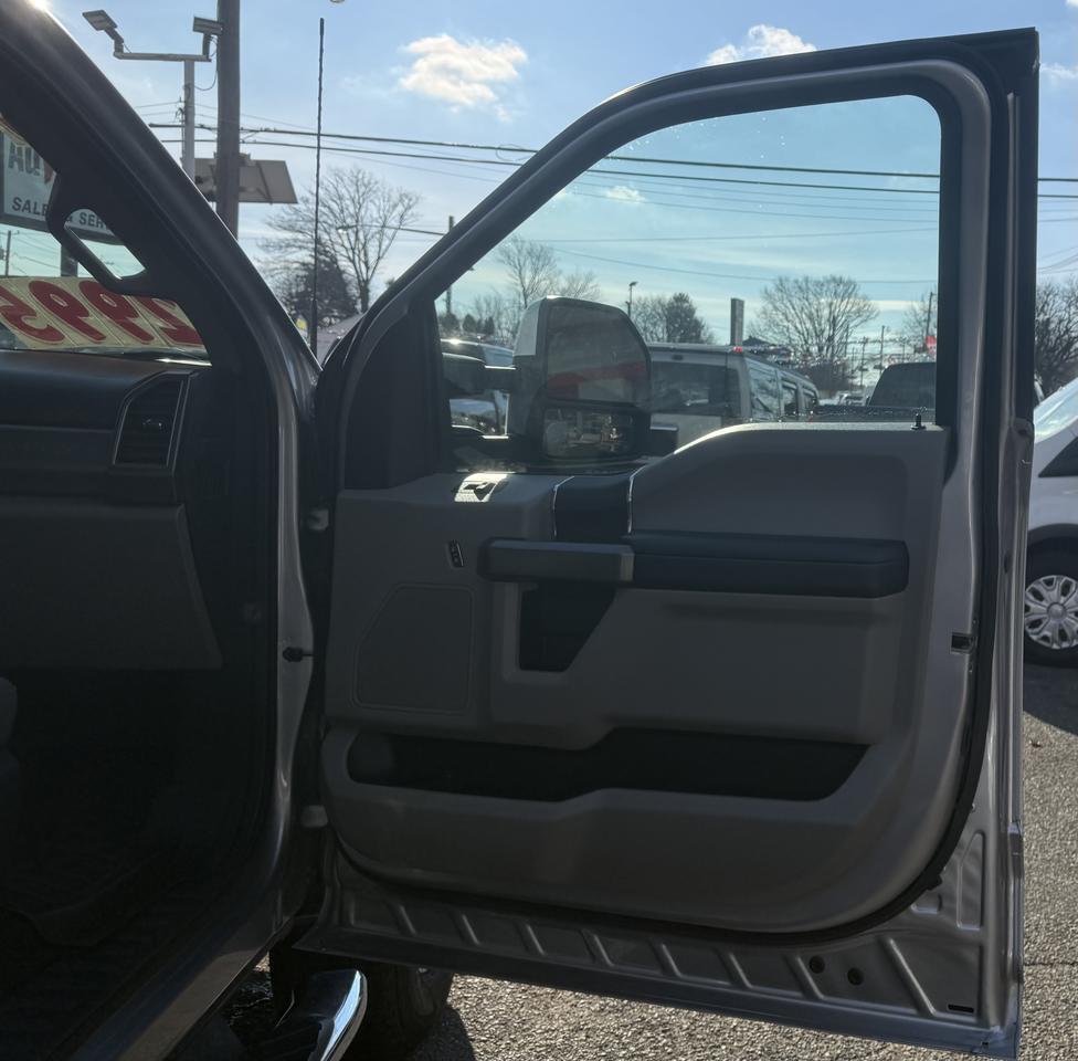 2022 Ford Super Duty F-350 SRW XLT Edison NJ