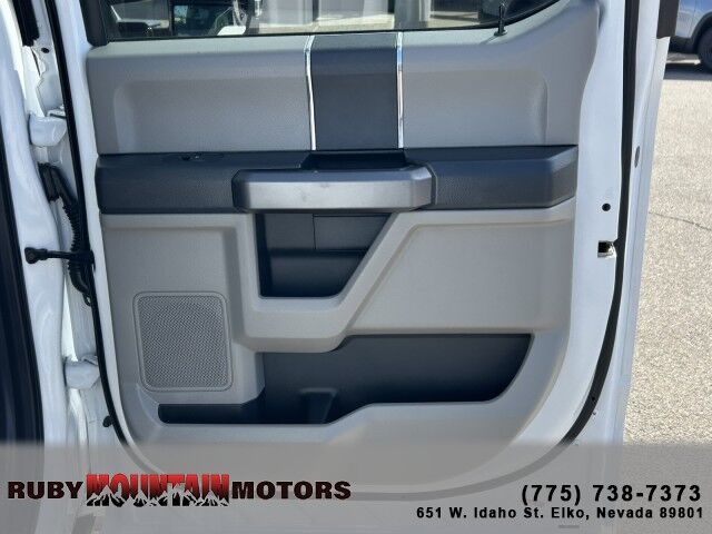 2022 Ford F-350 XLT photo 20