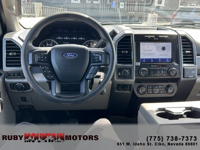 2022 Ford F-350 XLT photo 12