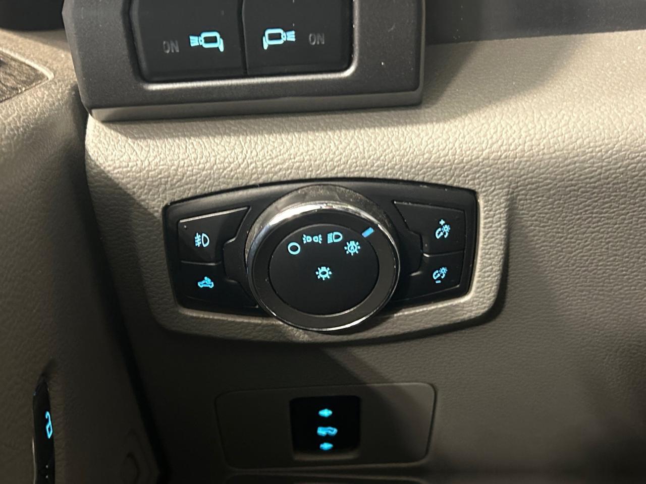 2022 Ford Super Duty F-350 SRW XLT New Braunfels TX