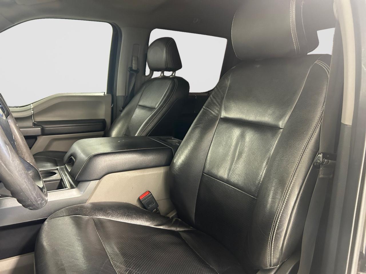 2022 Ford Super Duty F-350 SRW XLT New Braunfels TX