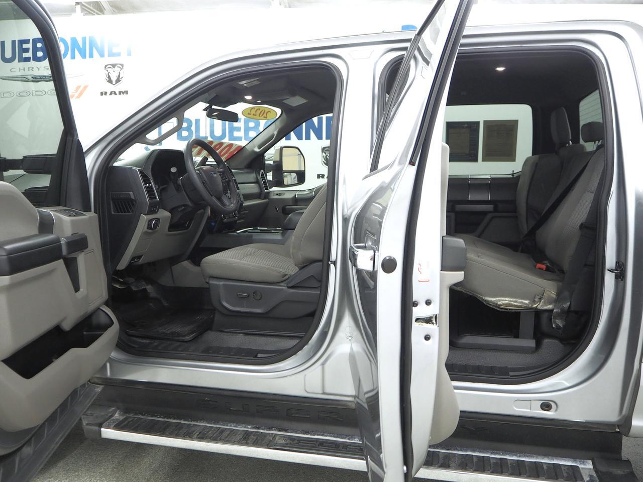 2022 Ford Super Duty F-350 SRW XLT New Braunfels TX
