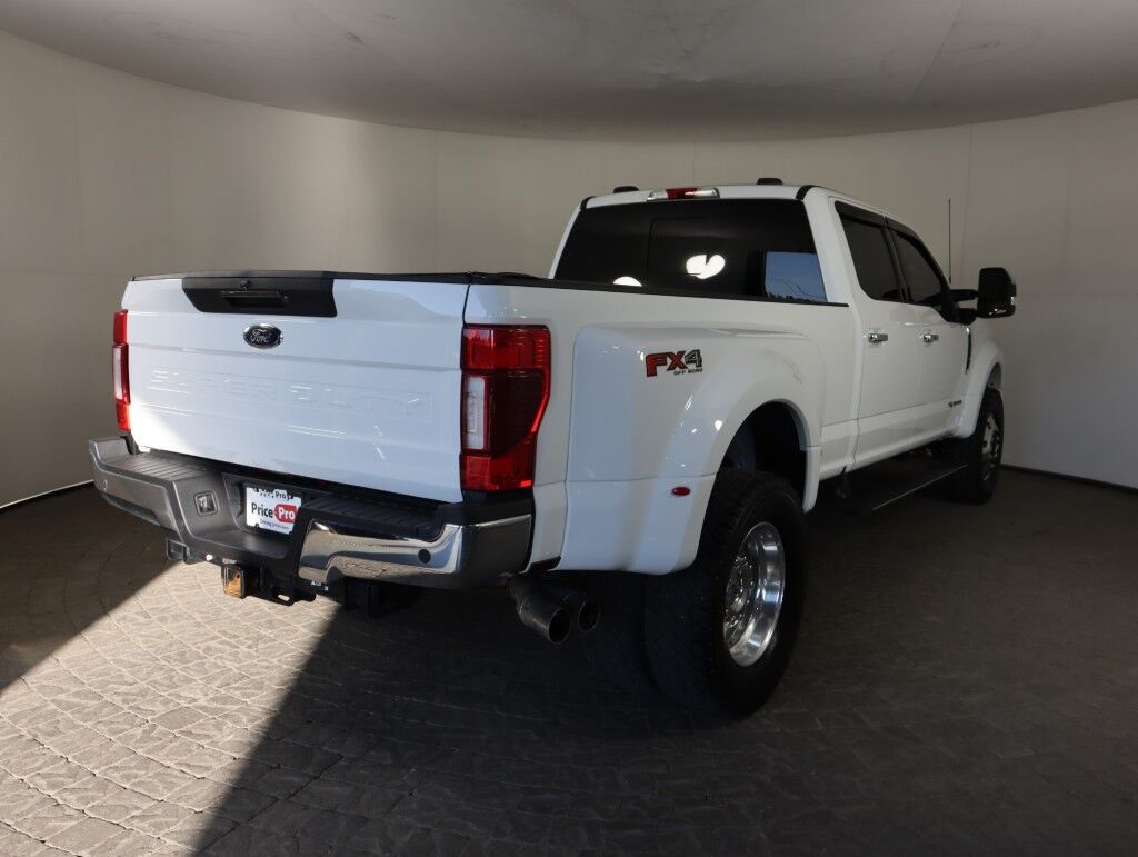 2022 Ford Super Duty F-450 DRW LARIAT Ultimate 4WD Crew Cab w/Moonroof Maumee OH
