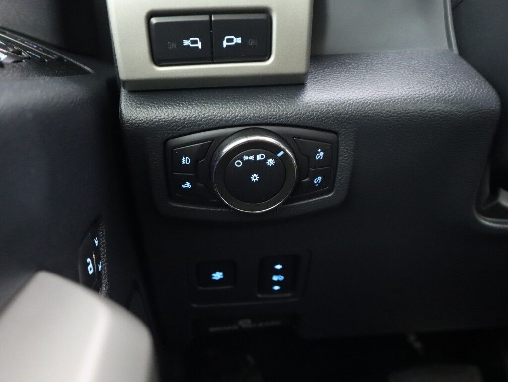 2022 Ford Super Duty F-450 DRW LARIAT Ultimate 4WD Crew Cab w/Moonroof Maumee OH