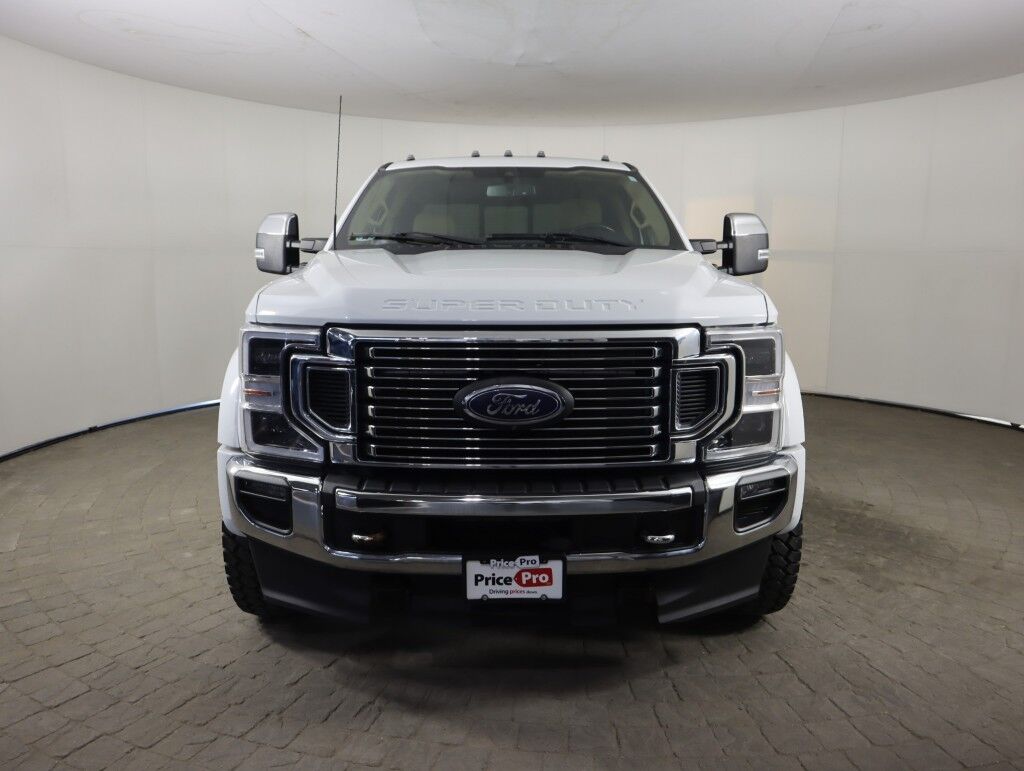2022 Ford Super Duty F-450 DRW LARIAT Ultimate 4WD Crew Cab w/Moonroof Maumee OH