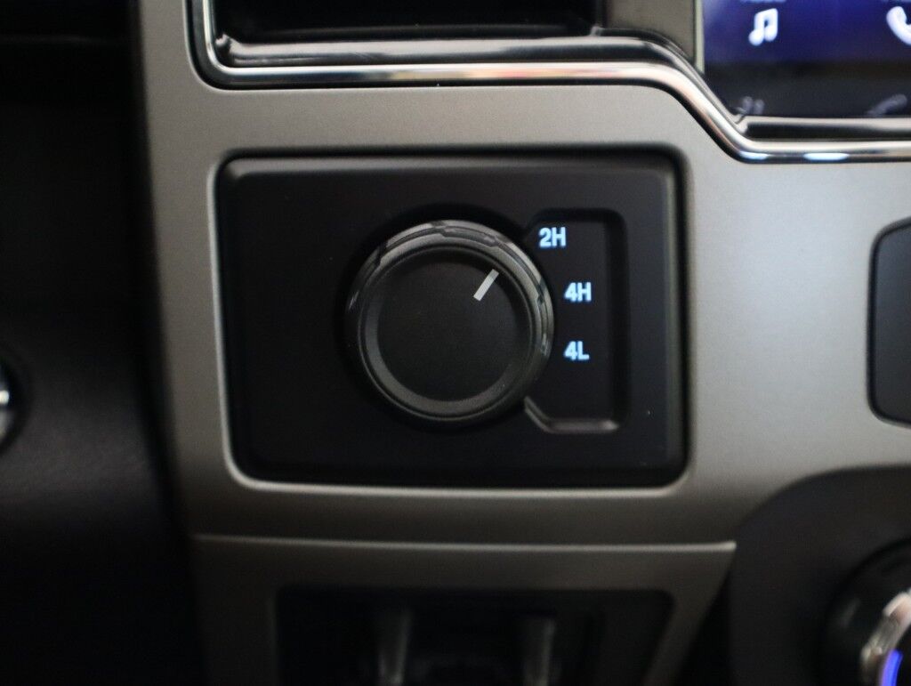 2022 Ford Super Duty F-450 DRW LARIAT Ultimate 4WD Crew Cab w/Moonroof Maumee OH