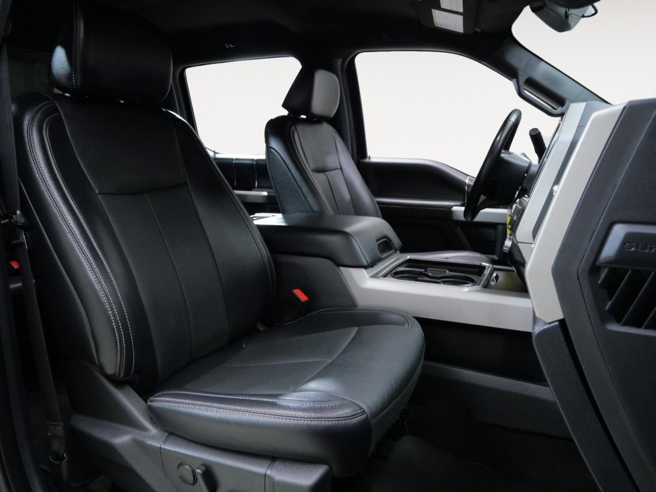 2022 Ford Super Duty F-450 DRW Lariat 6.7L Power Stroke 4x4 Mansfield TX
