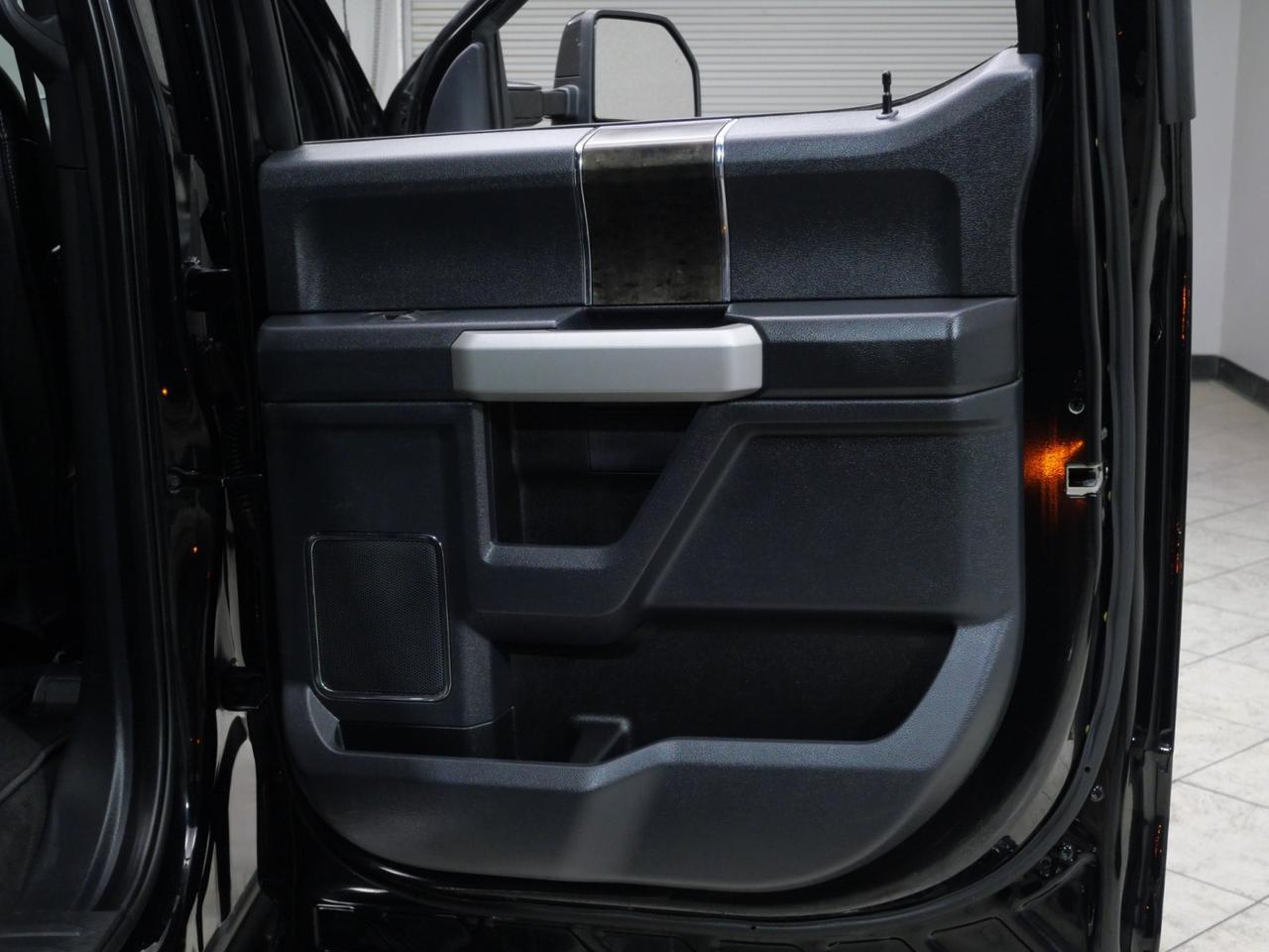 2022 Ford Super Duty F-450 DRW Lariat 6.7L Power Stroke 4x4 Mansfield TX