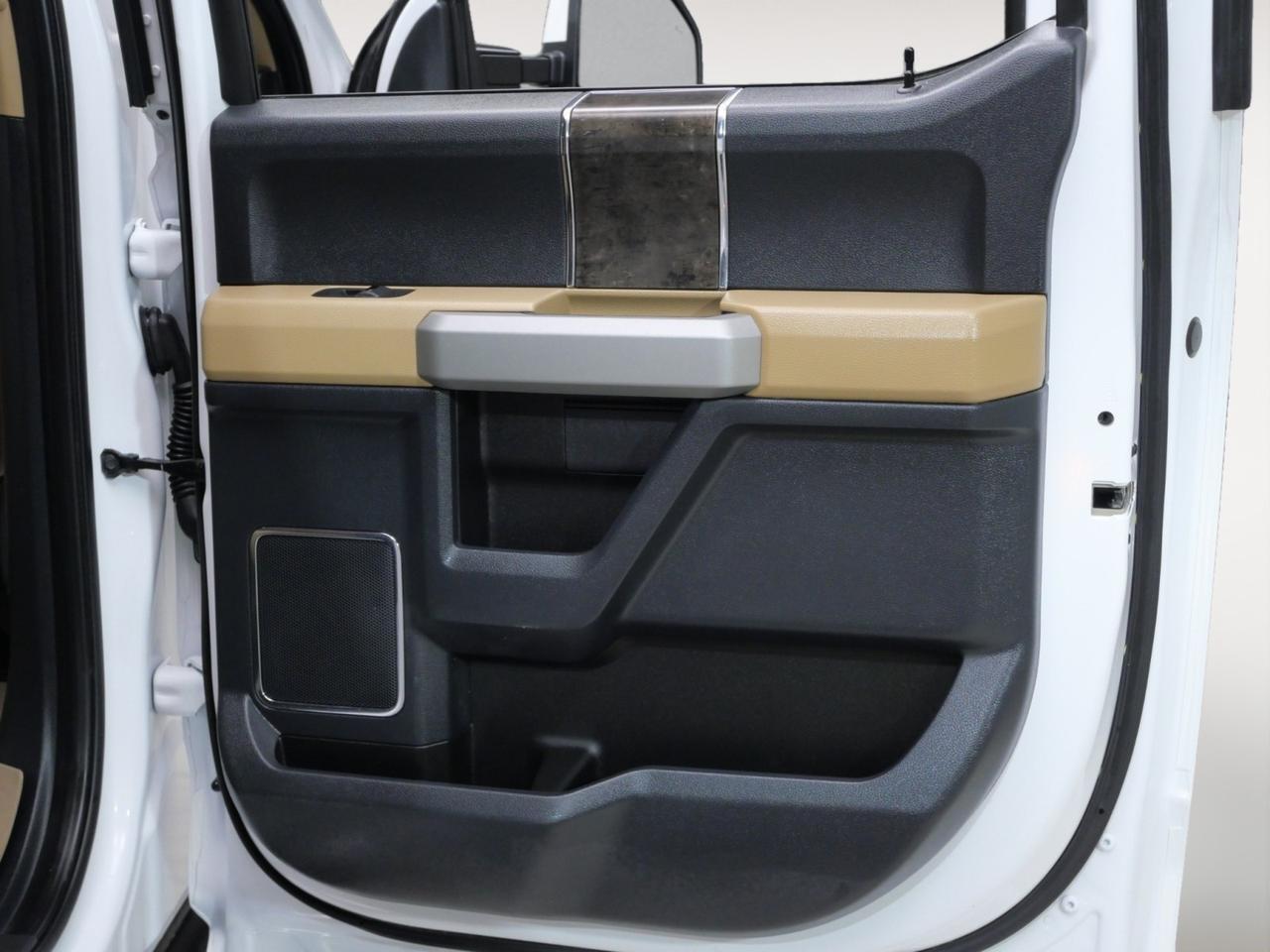2022 Ford Super Duty F-450 DRW Lariat FX4 6.7L Power Stroke 4x4 Mansfield TX