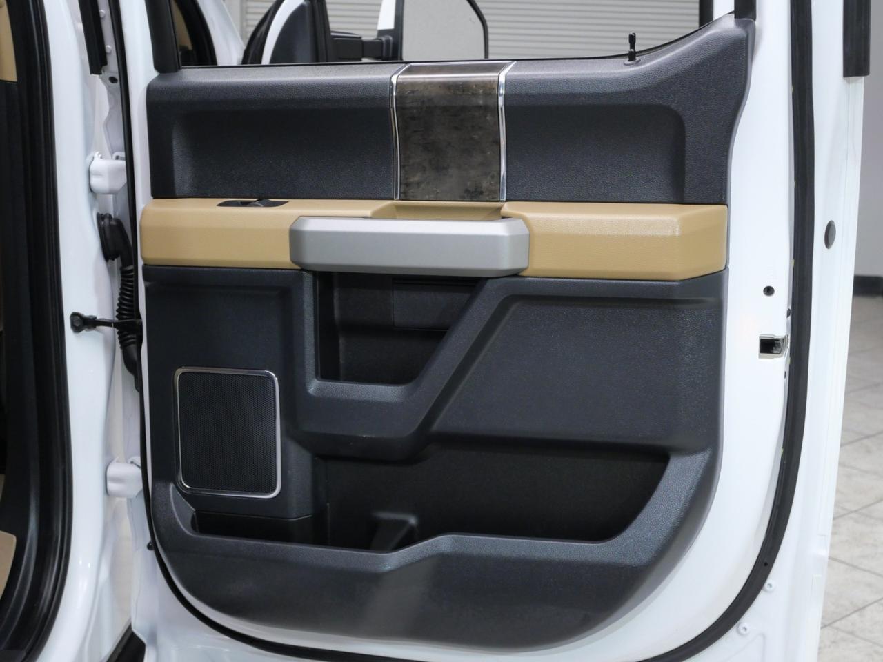 2022 Ford Super Duty F-450 DRW Lariat FX4 6.7L Power Stroke 4x4 Mansfield TX
