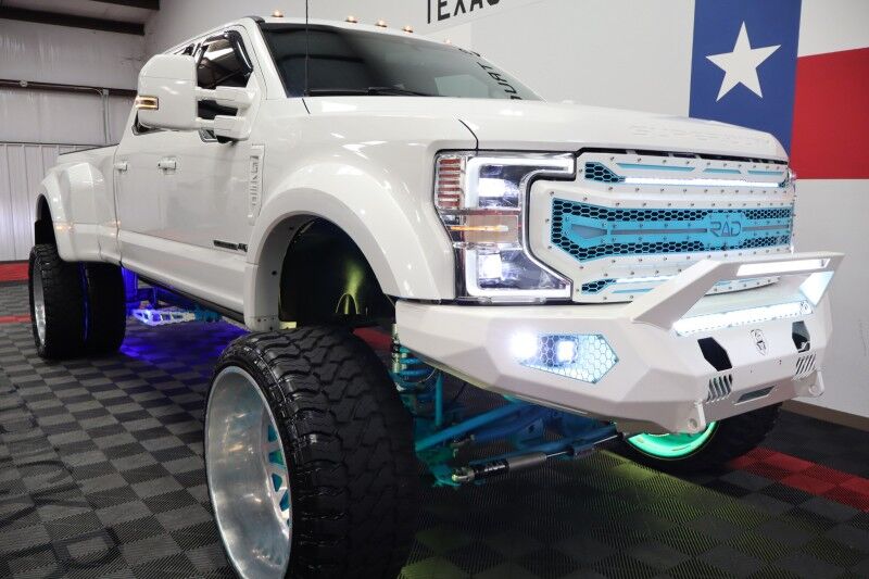 2022 Ford Super Duty F-450 DRW Platinum Custom Lift 28in Wheels 38in Tires 6.7L Diesel LED Lights Arlington TX