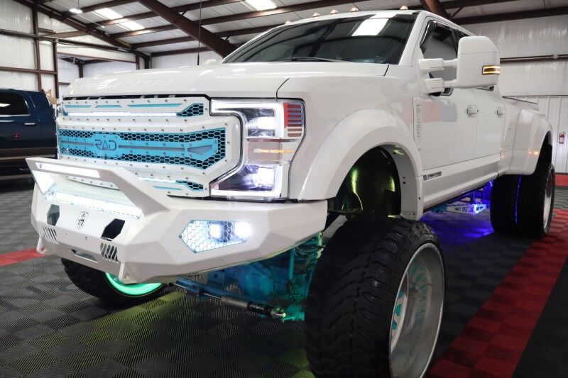 2022 Ford Super Duty F-450 DRW Platinum Custom Lift 28in Wheels 38in Tires 6.7L Diesel LED Lights Arlington TX