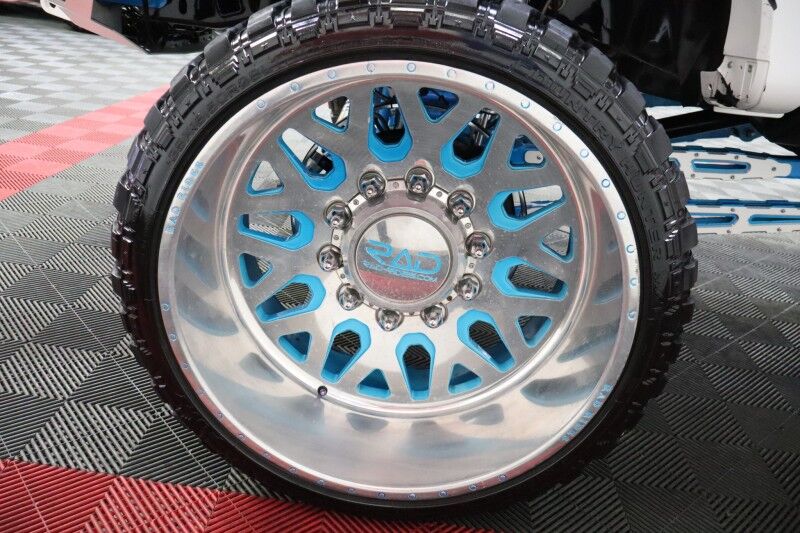 2022 Ford Super Duty F-450 DRW Platinum Custom Lift 28in Wheels 38in Tires 6.7L Diesel LED Lights Arlington TX