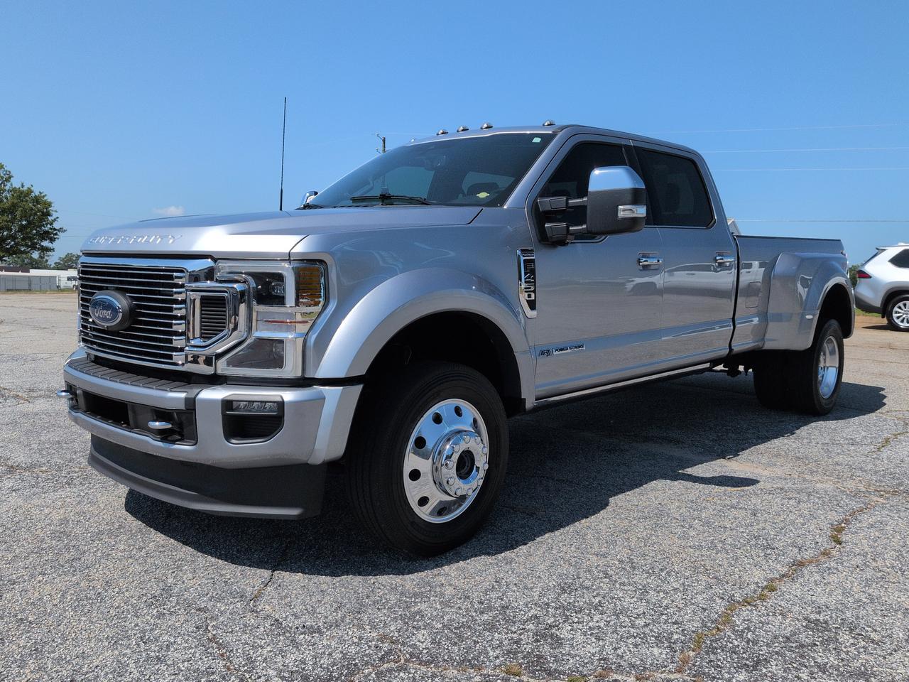 2022 Ford Super Duty F-450 DRW Platinum Winder GA
